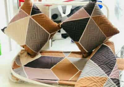 Elegant Attractive Glace Cotton Queen Size Bedsheets