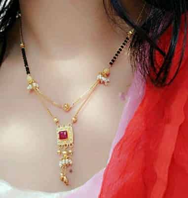 Ladies Beautiful Alloy Mangalsutra
