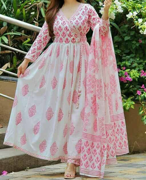 Beautiful Refined Women Cotton Cambric Kurta Pant Sets